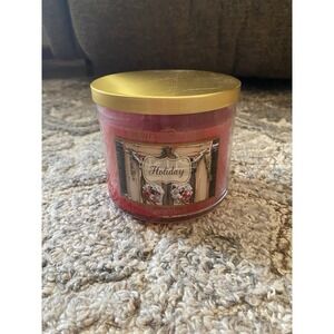 BATH & BODY WORKS WHITE BARN Holiday Red 3 WICK 14.5 OZ SCENTED CANDLE NEW